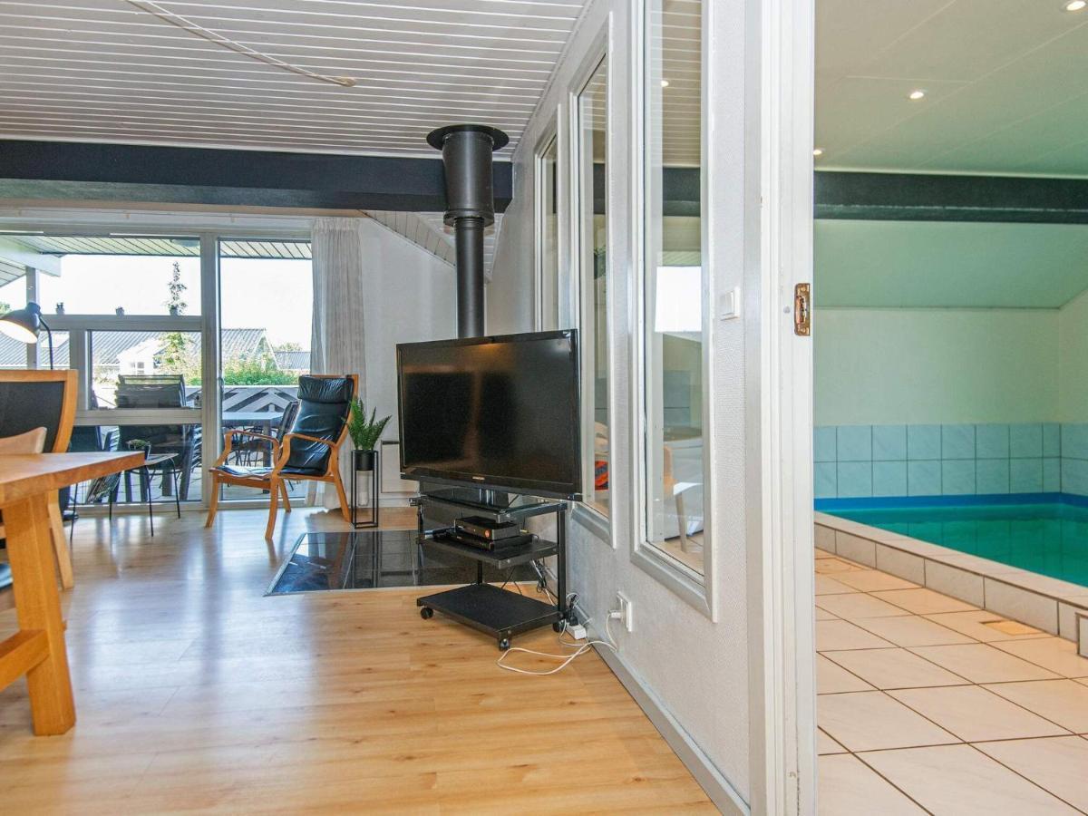 10 Person Holiday Home In Juelsminde Sonderby  Luaran gambar